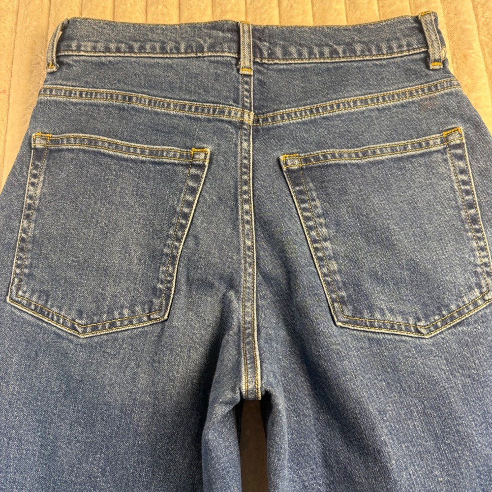 Everlane The Way-High Curve Jeans Organic Cotton Barrel Leg 28R *note faint spot - Picture 9 of 10
